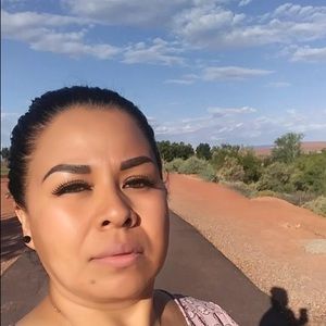 Meet your Posher, Amelia